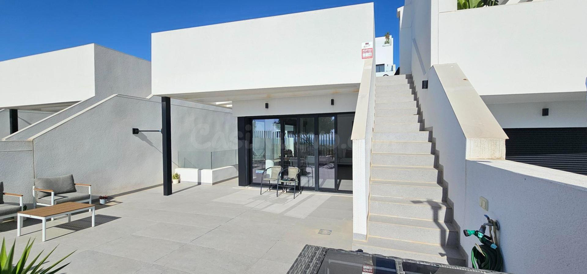 Moderna Villa con vistas al mar en las colinas de Guardamar. - foto 2