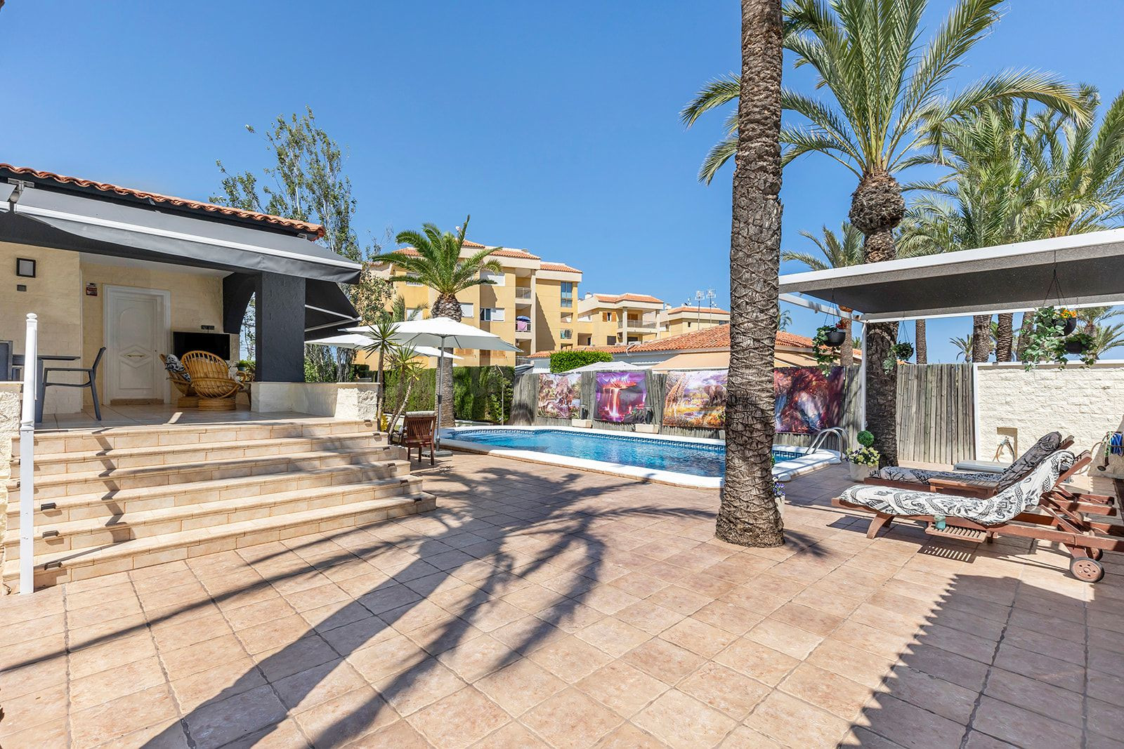 VILLA DE 4 DORMITORIOS 2 BAÑOS, PISCINA PRIVADA EN PUNTA PRI - foto 5