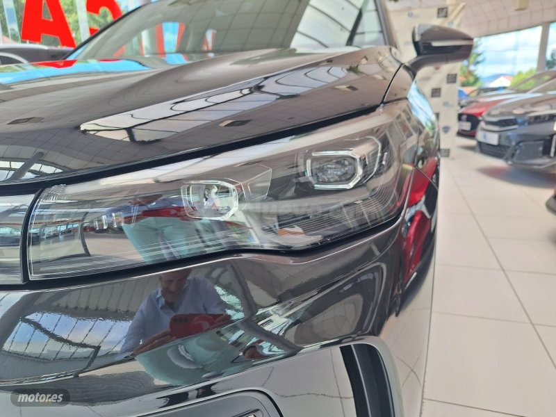 Volkswagen Tiguan - foto 4