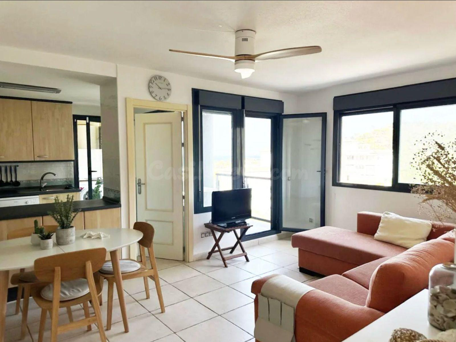 SE VENDE PRECIOSO APARTAMENTO REFORMADO CON VISTAS AL MAR - foto 4
