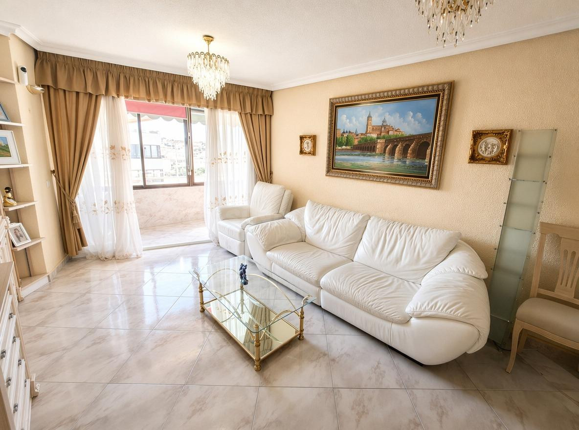 Piso céntrico con plaza de garaje y vistas panorámicas en Al - foto 5