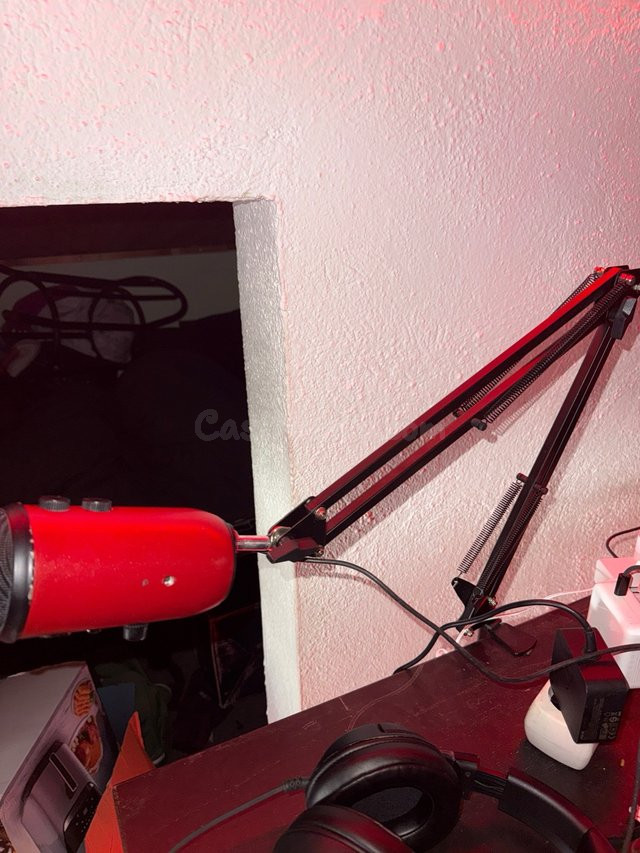 Micrófono Blue Yeti + Brazo - foto 2