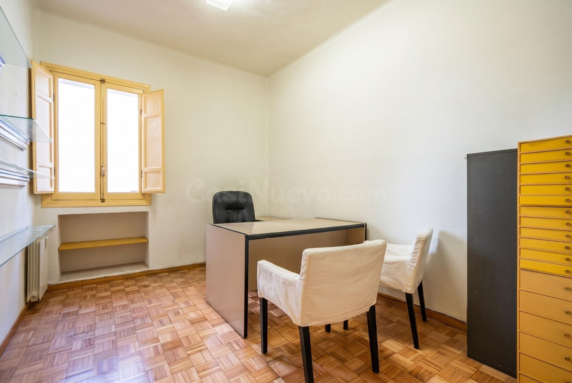 ^^PISO DE 5 habitaciones A 2 MINUTOS DE MONCLOA – IDEAL INVE - foto 3