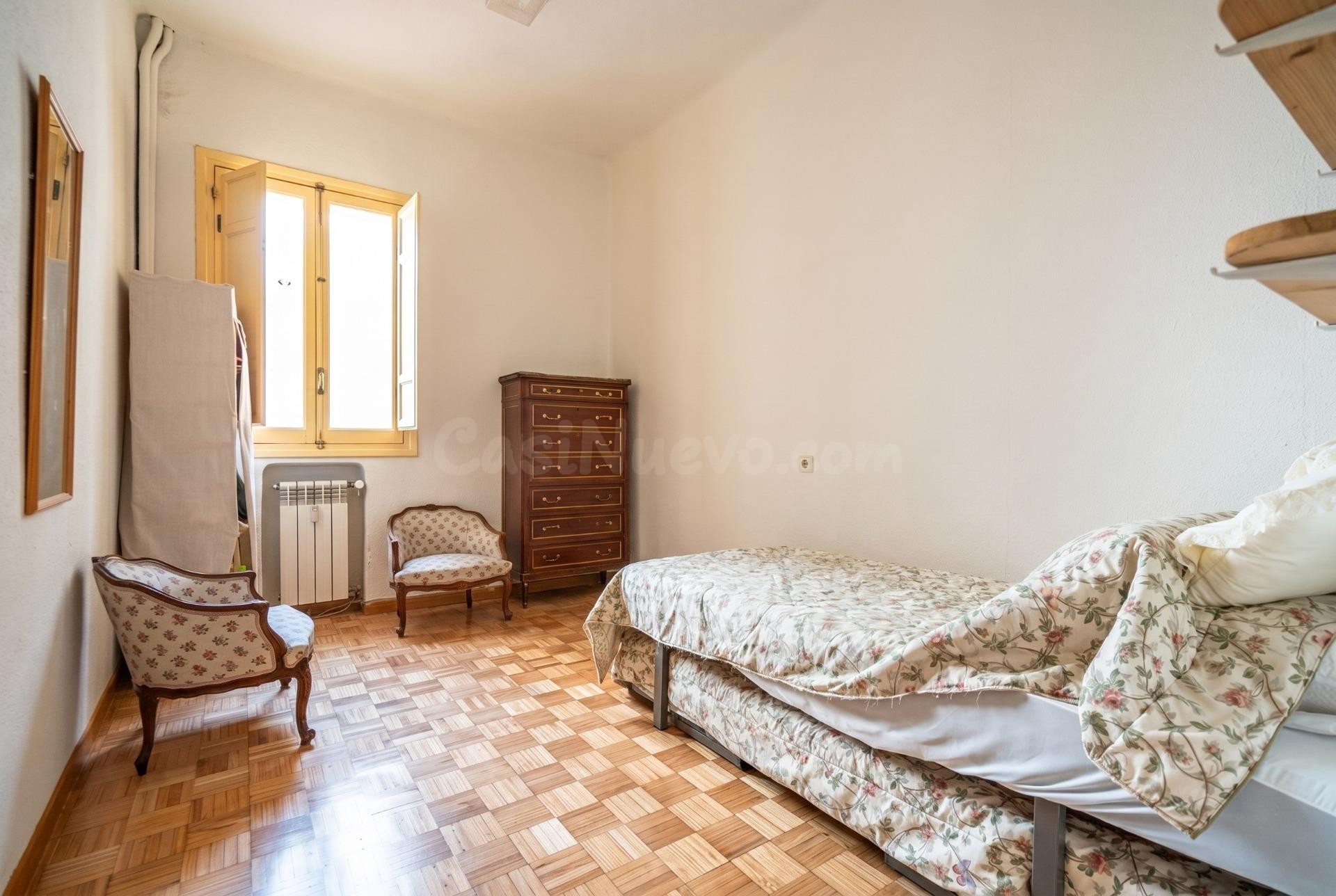 ^^PISO DE 5 habitaciones A 2 MINUTOS DE MONCLOA – IDEAL INVE - foto 5