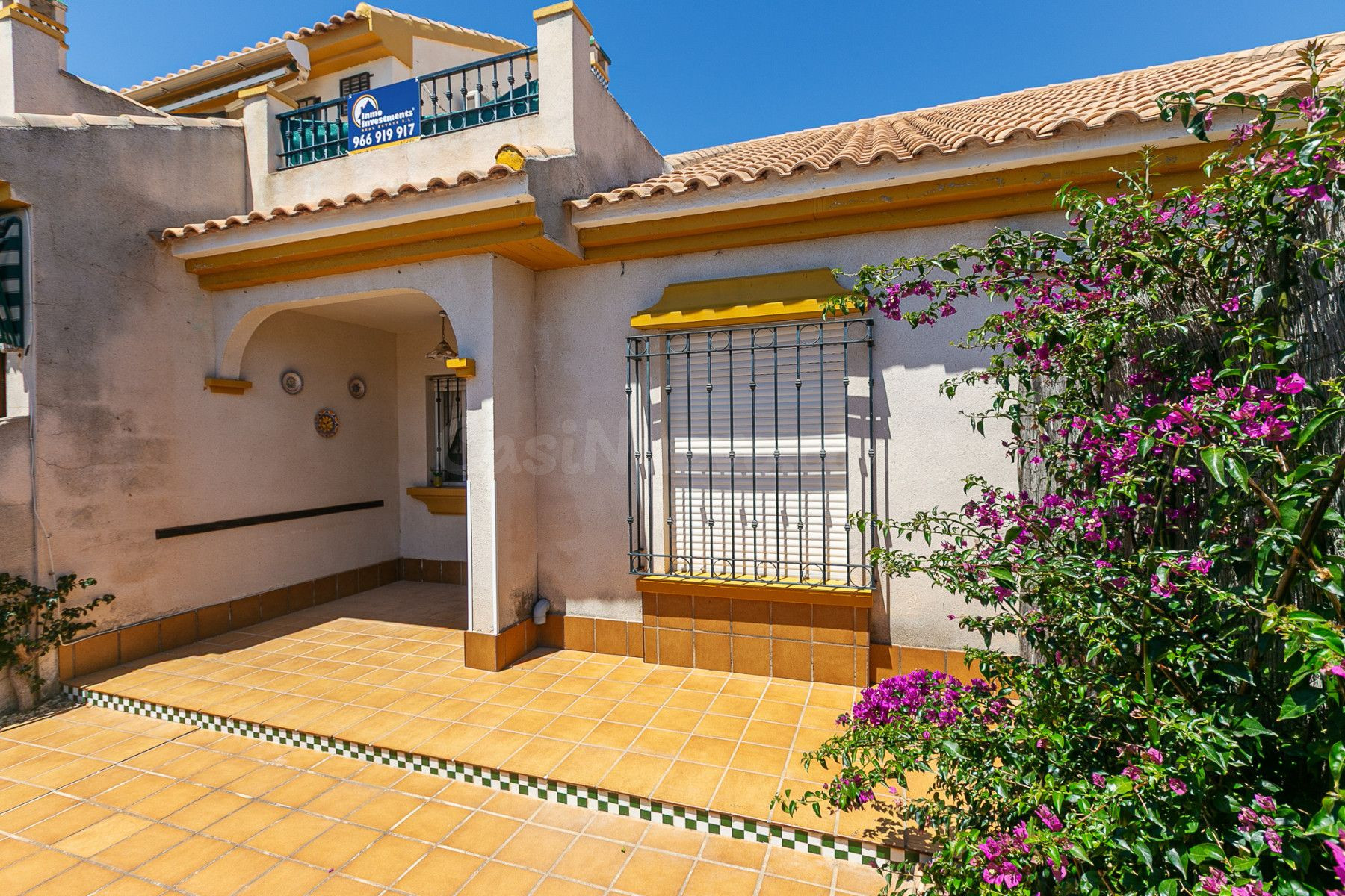 ¡Encantador Adosado en La Zenia - Tu Refugio Mediterráneo! - foto 5