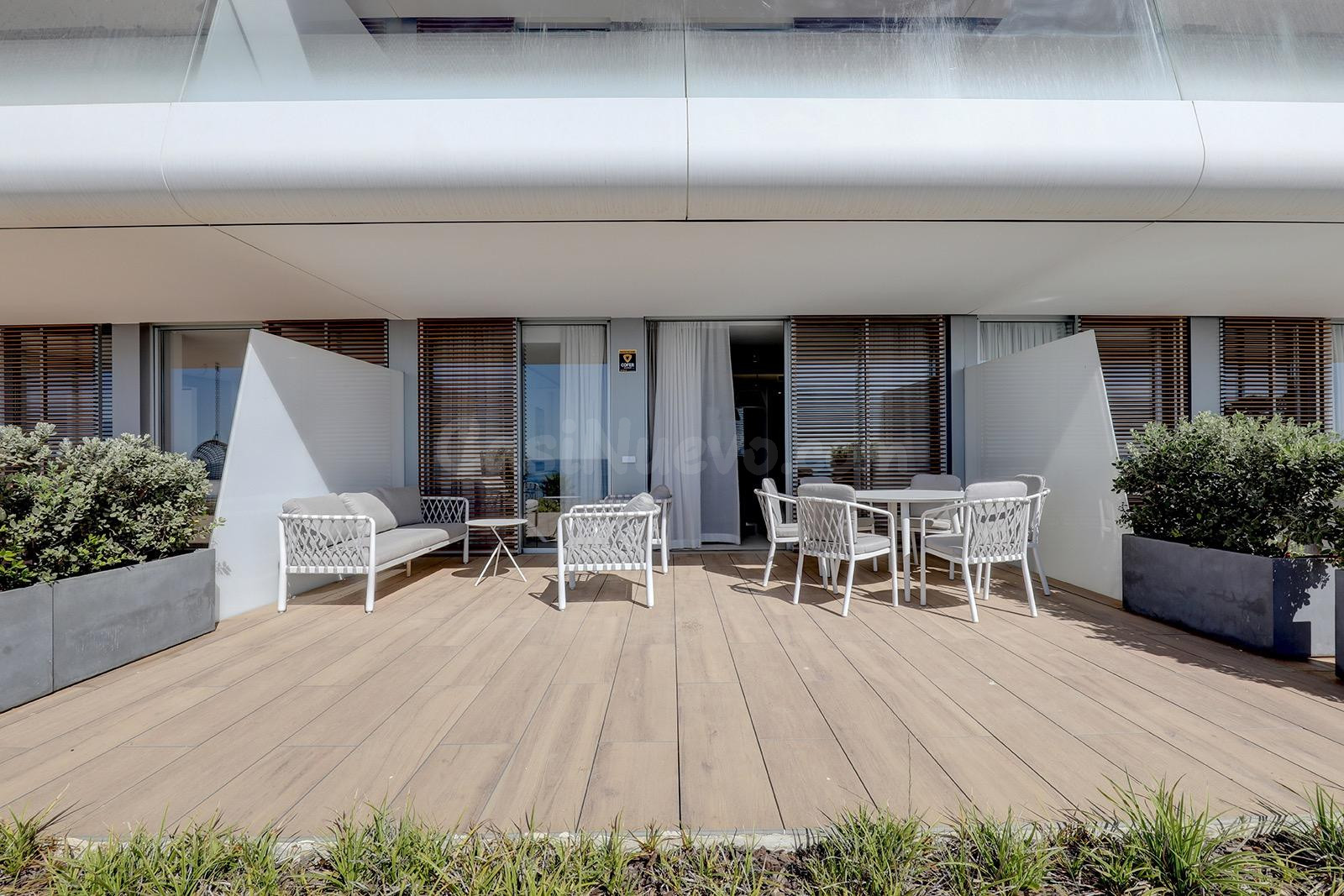 Apartamento de 2 dormitorios con vistas en Estepona - foto 5