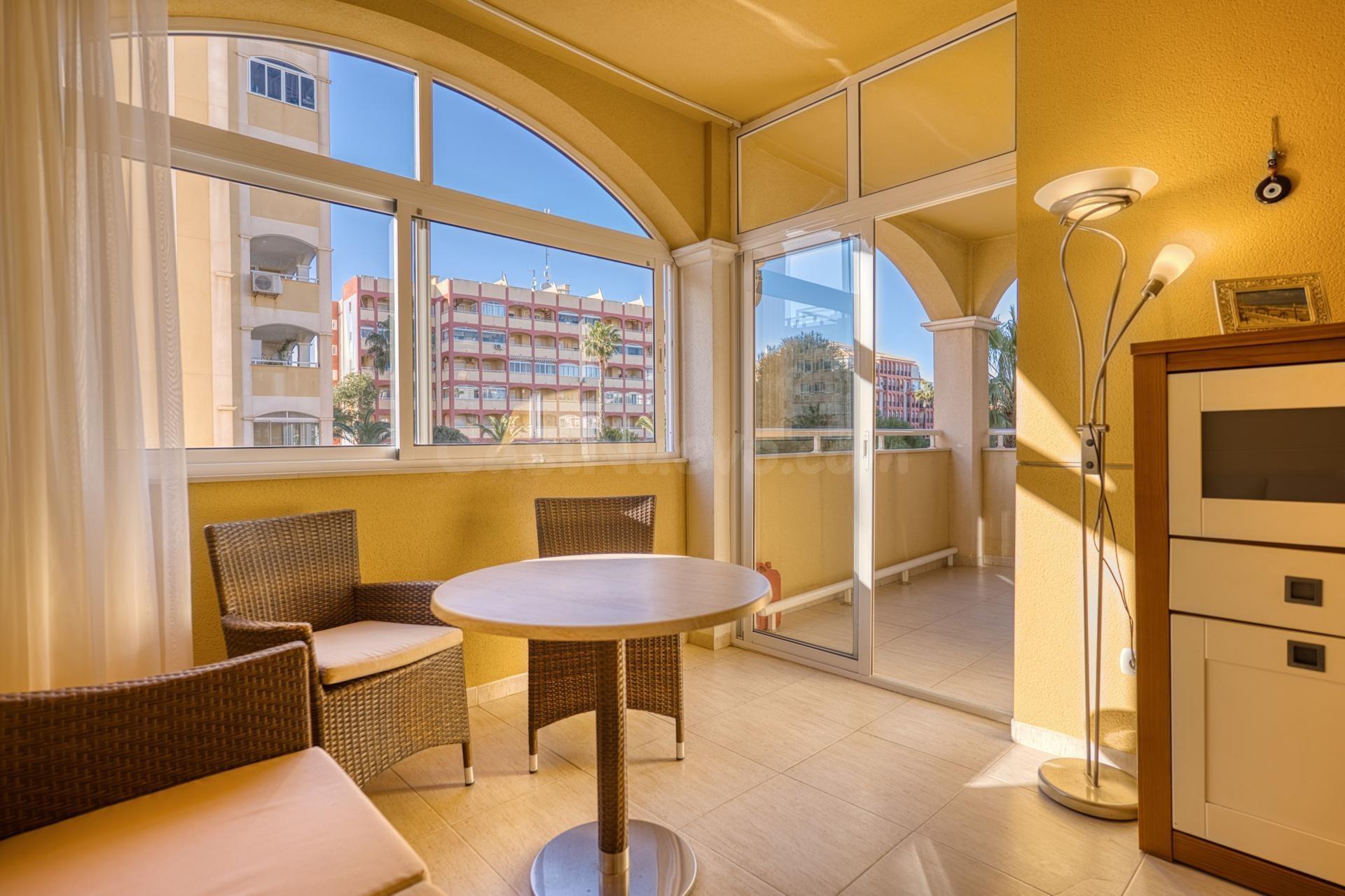 Luminoso apartamento de 2 habitaciones en Torremar IV – La Mata, Torrevieja - foto 5