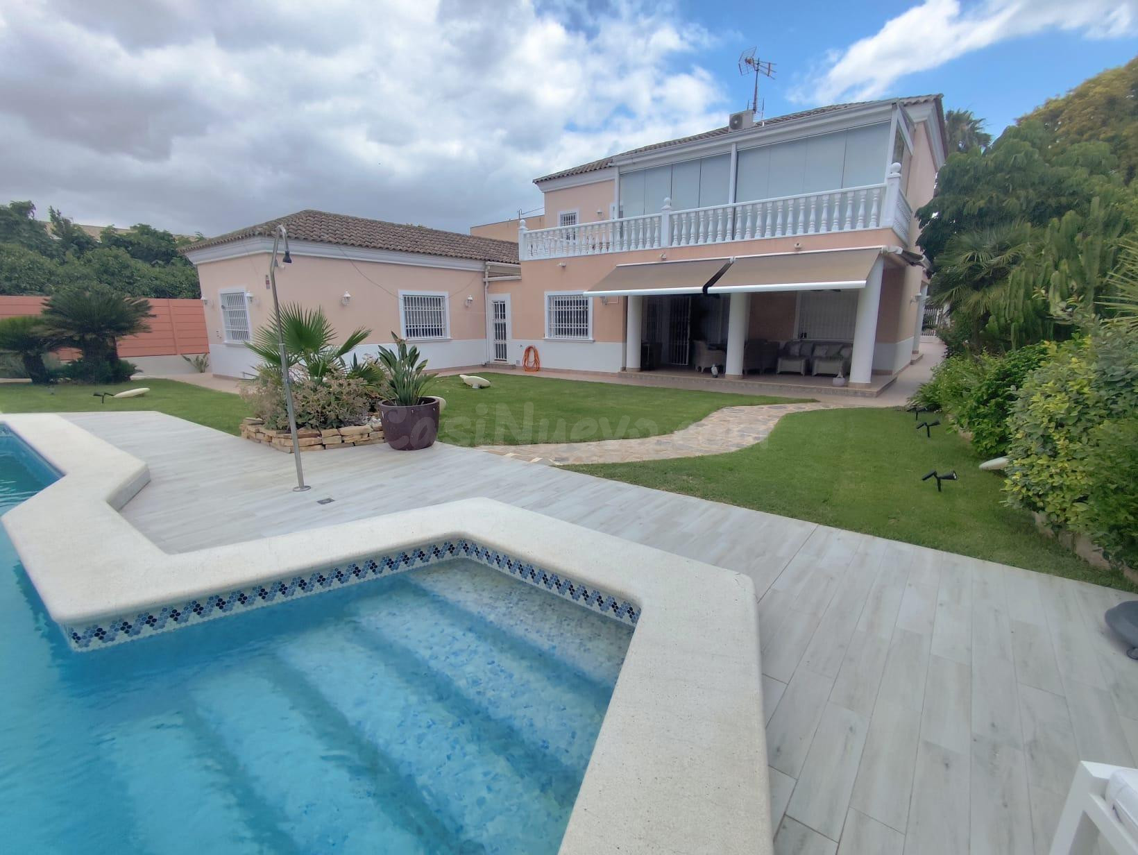 EXCLUSIVA VILLA DE LUJO - foto 5