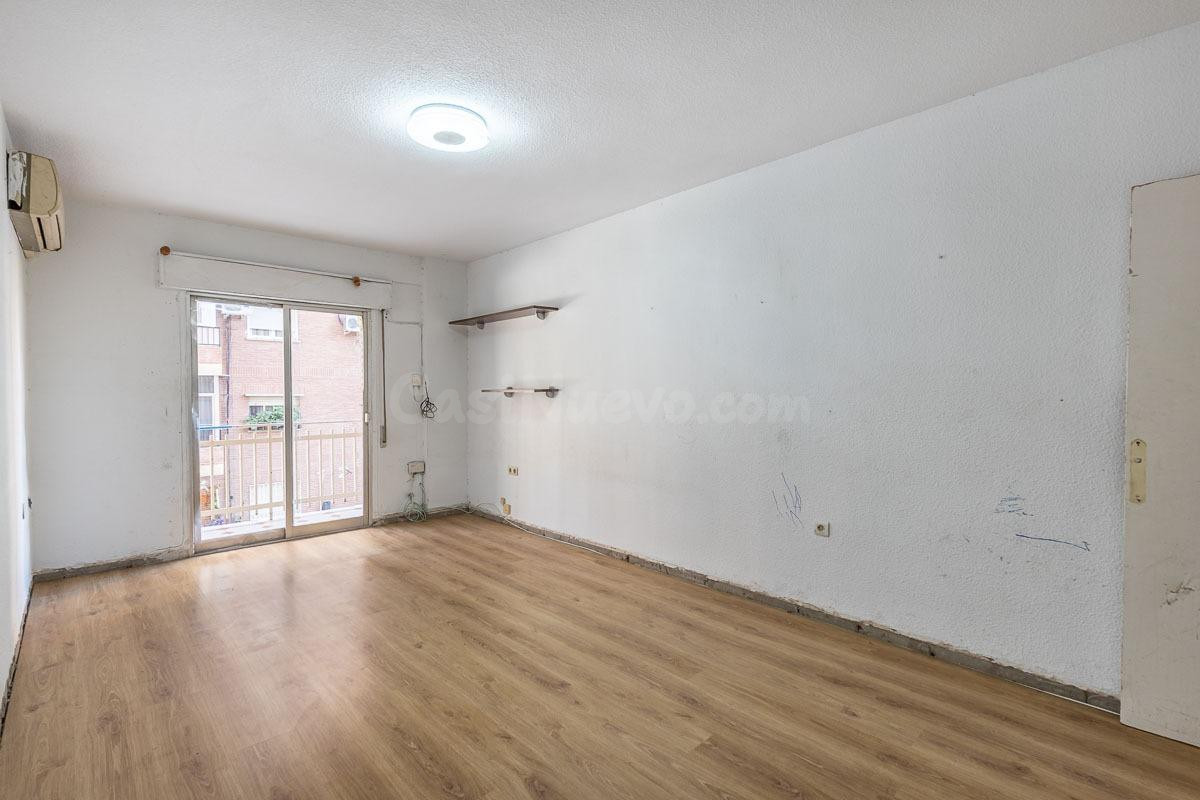 Piso de 3 dormitorios con terraza en plena zona Fontiveros - foto 4