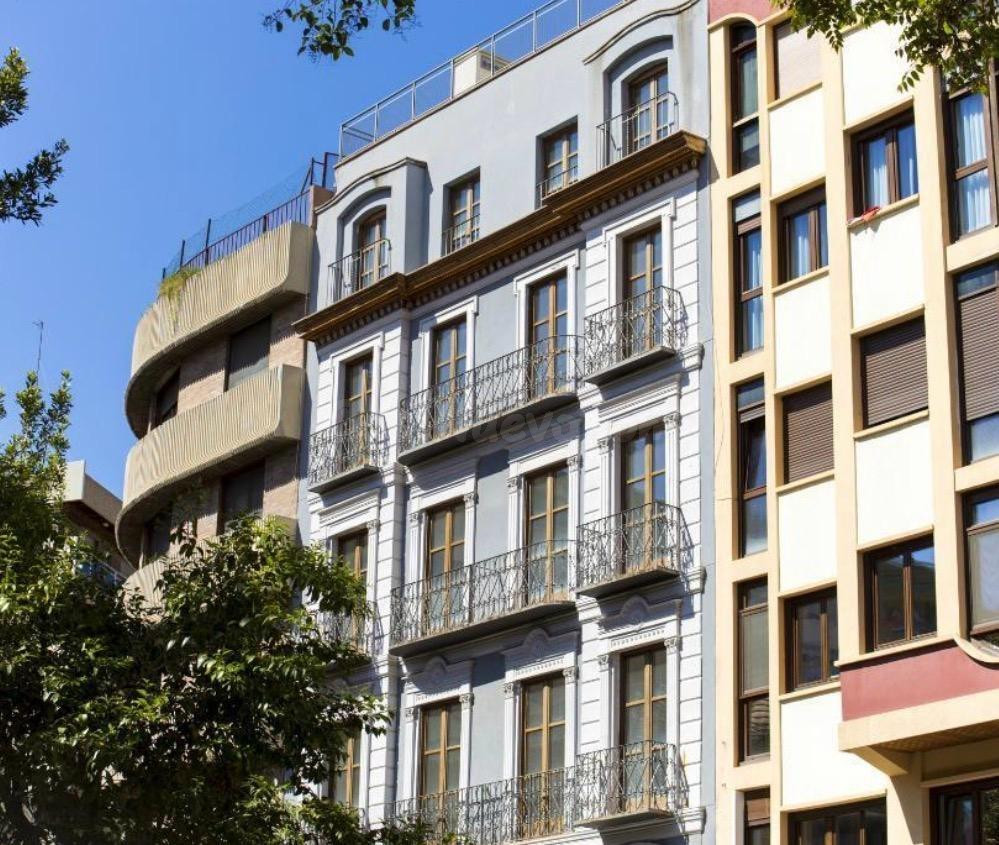 EXCLUSIVA VIVIENDA DE ALTO nivel JUNTO A PASEO INDEPENDENCIA - foto 2