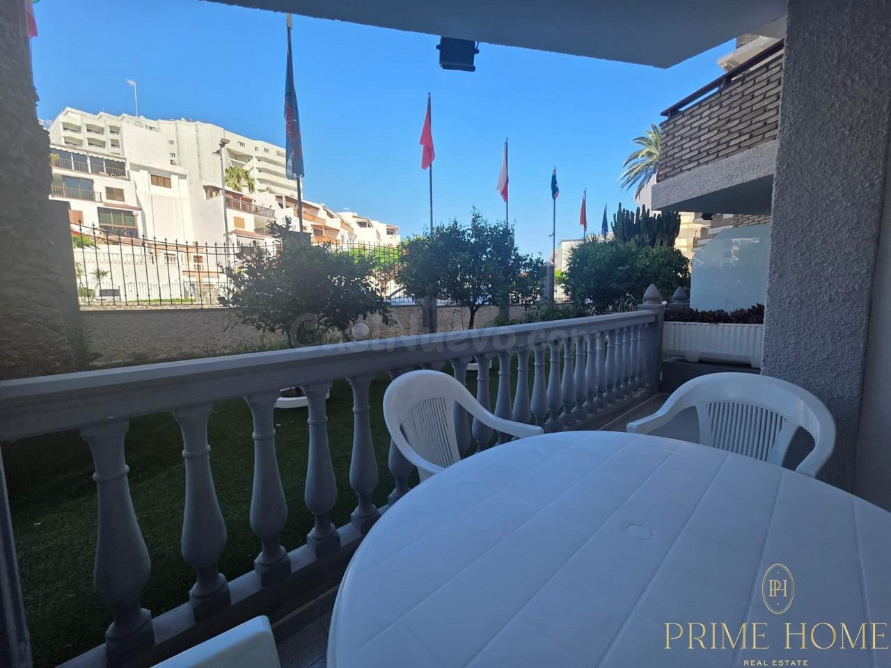 Apartamento en San Bartolomé de Tirajana (Playa del Inglés) - foto 3