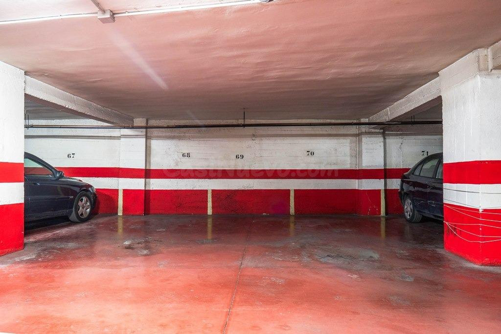 Venta de tres plazas de garaje juntas en calle Pedro Antonio - foto 2