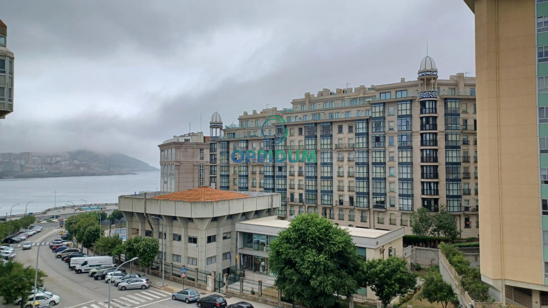 Venta Piso con vistas al mar en Zalaeta, A Coruña, 3 dormito - foto 2