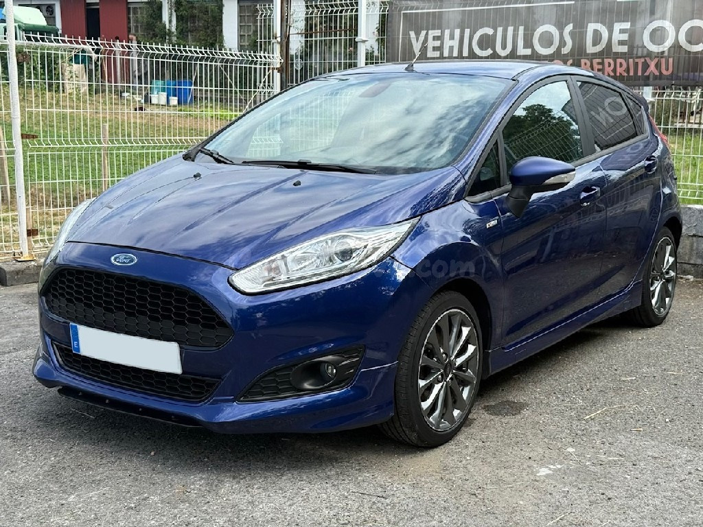 Ford Fiesta - foto 2