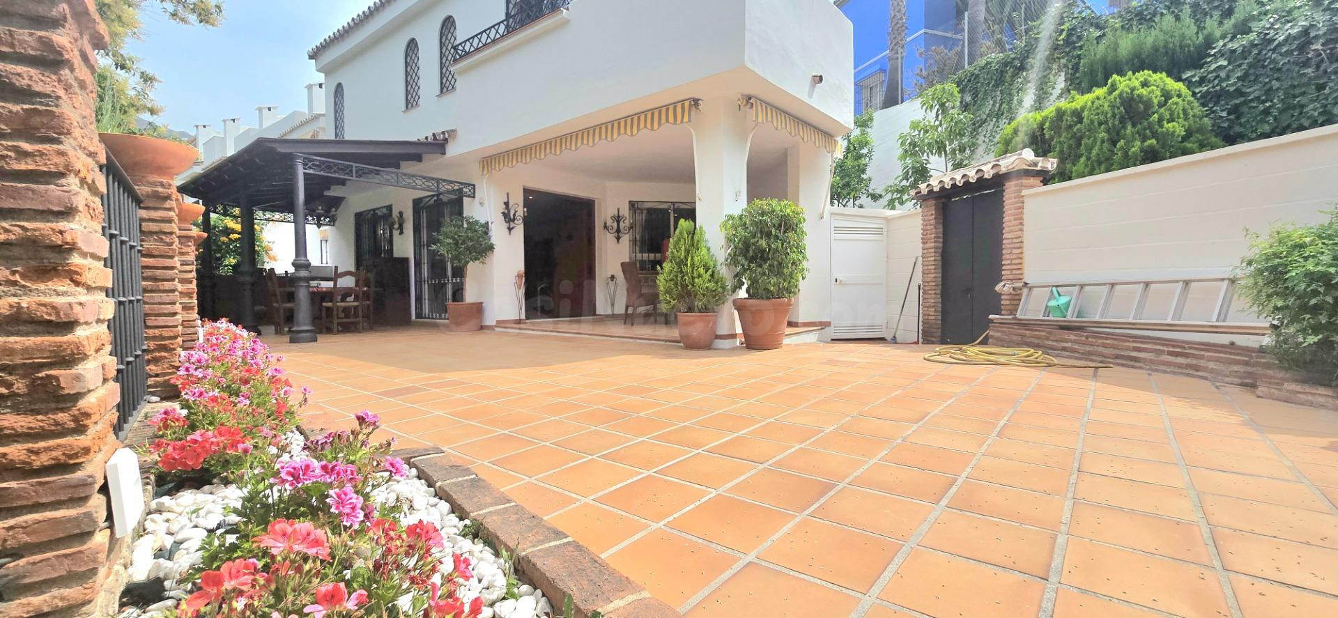 Exclusiva vivienda en Marbella - foto 2