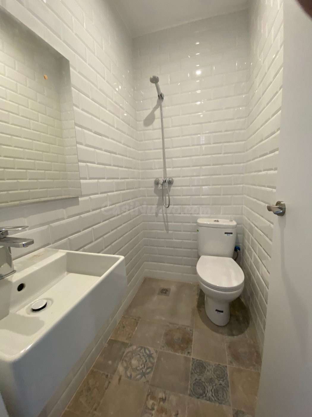 PISO EN VENTA PROXIMO SAGRADA FAMILIA - foto 4