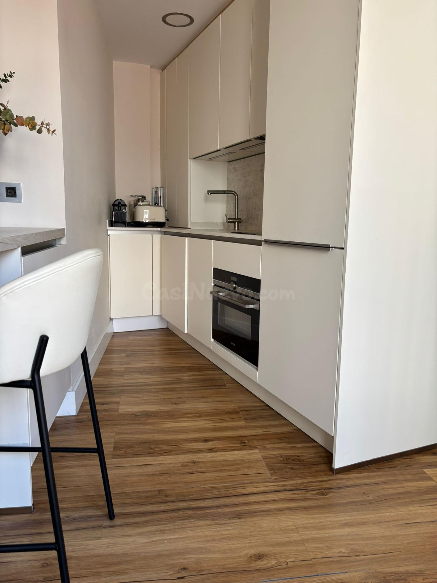 Moderno Apartamento en Alquiler – Calle Real de Cartuja, Granada – Diseño y Confort - foto 5