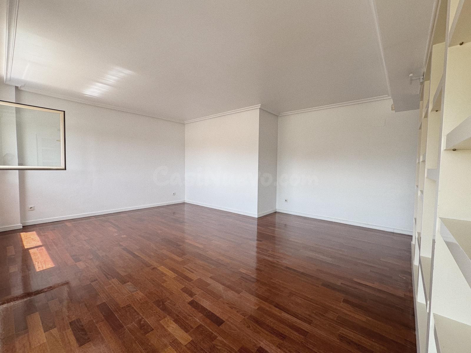 Fantástica vivienda de 3 dormitorios en Sanchinarro - foto 4