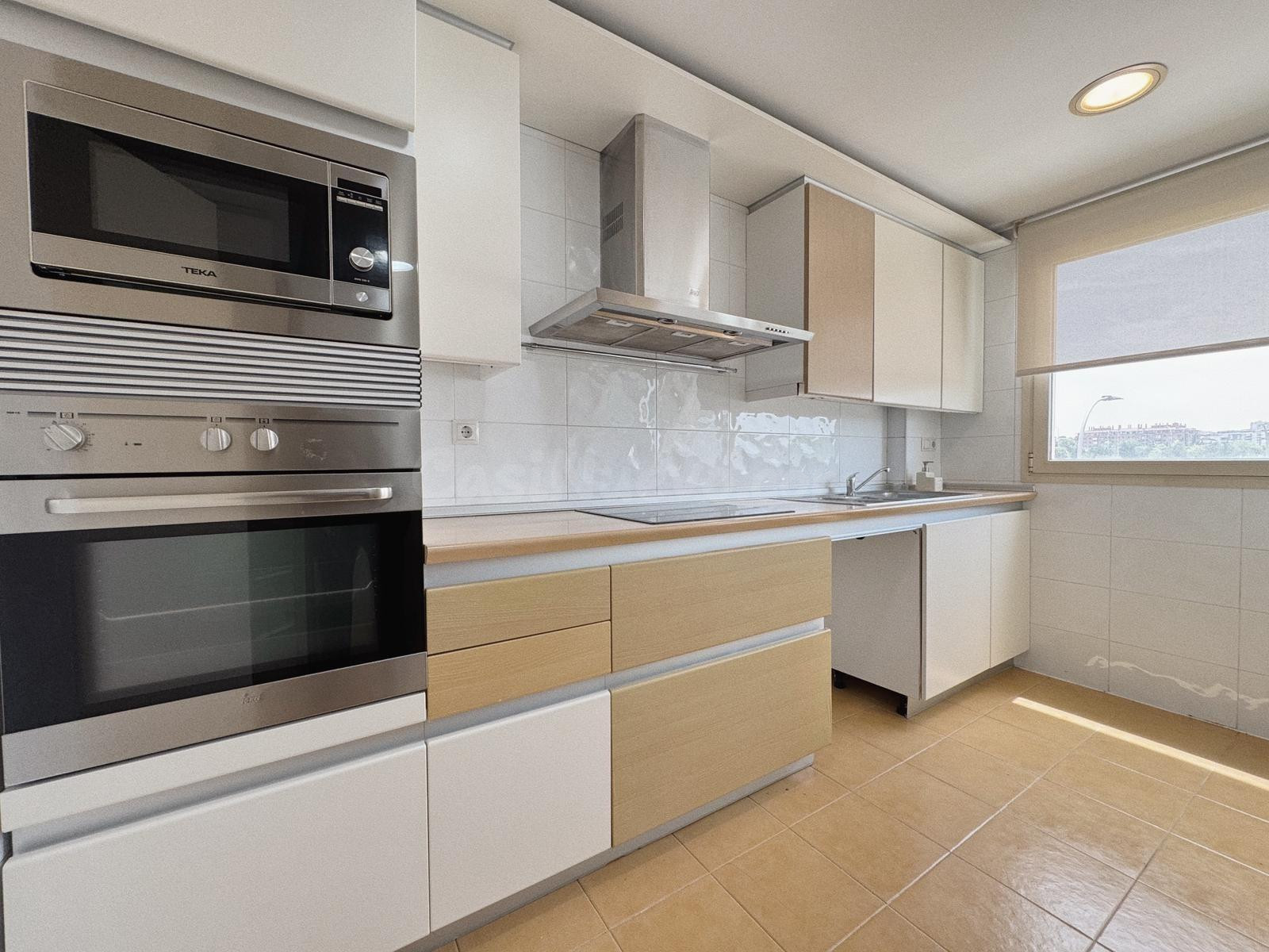 Fantástica vivienda de 3 dormitorios en Sanchinarro - foto 5
