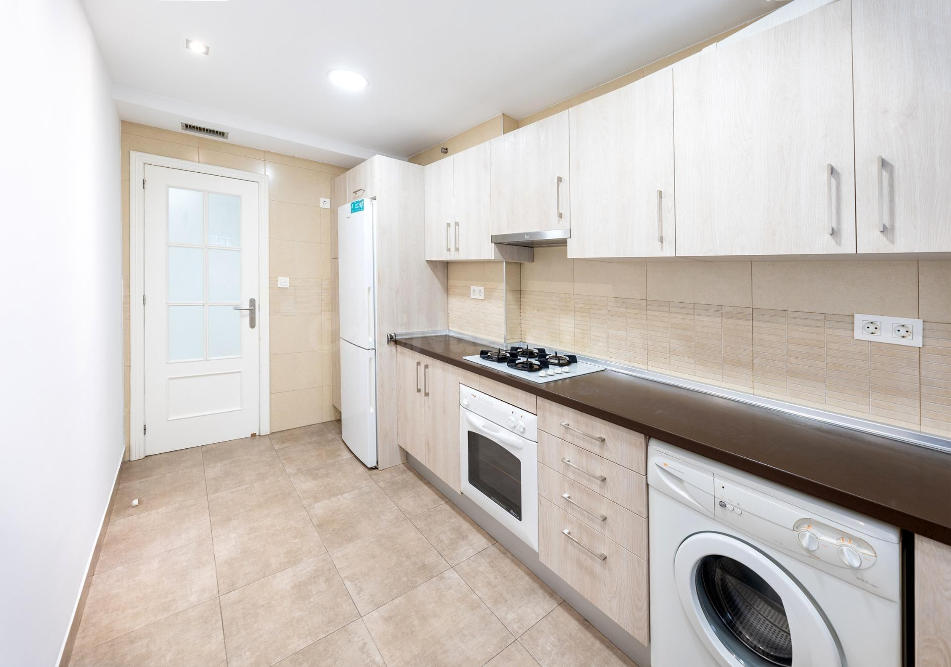 Venta de piso en Granada-3 dormitorios y 2 baños (Zona Centr - foto 5