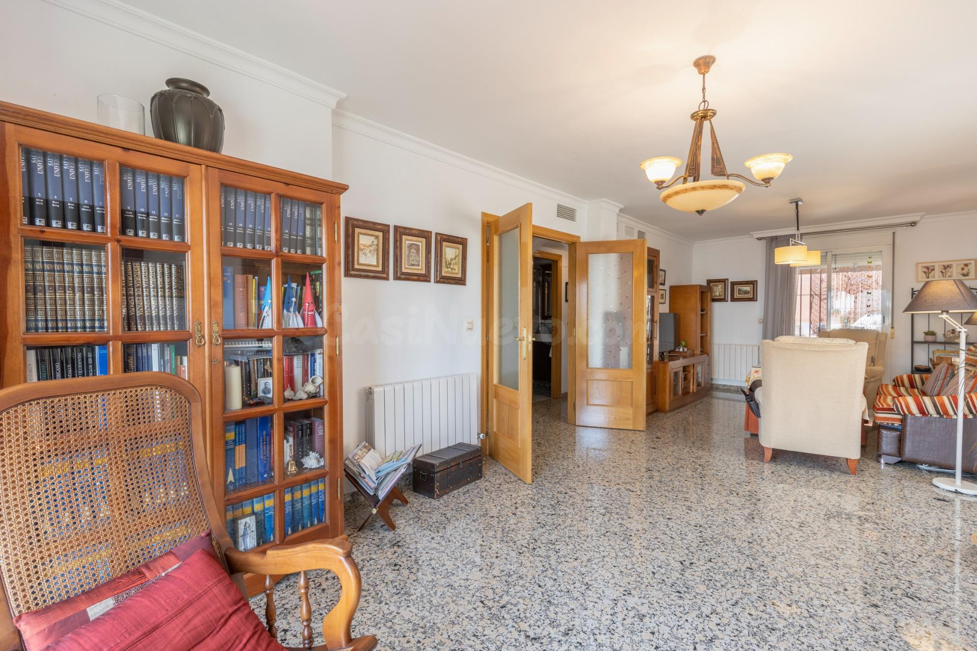 Exclusiva vivienda premium en La Zubia - foto 4