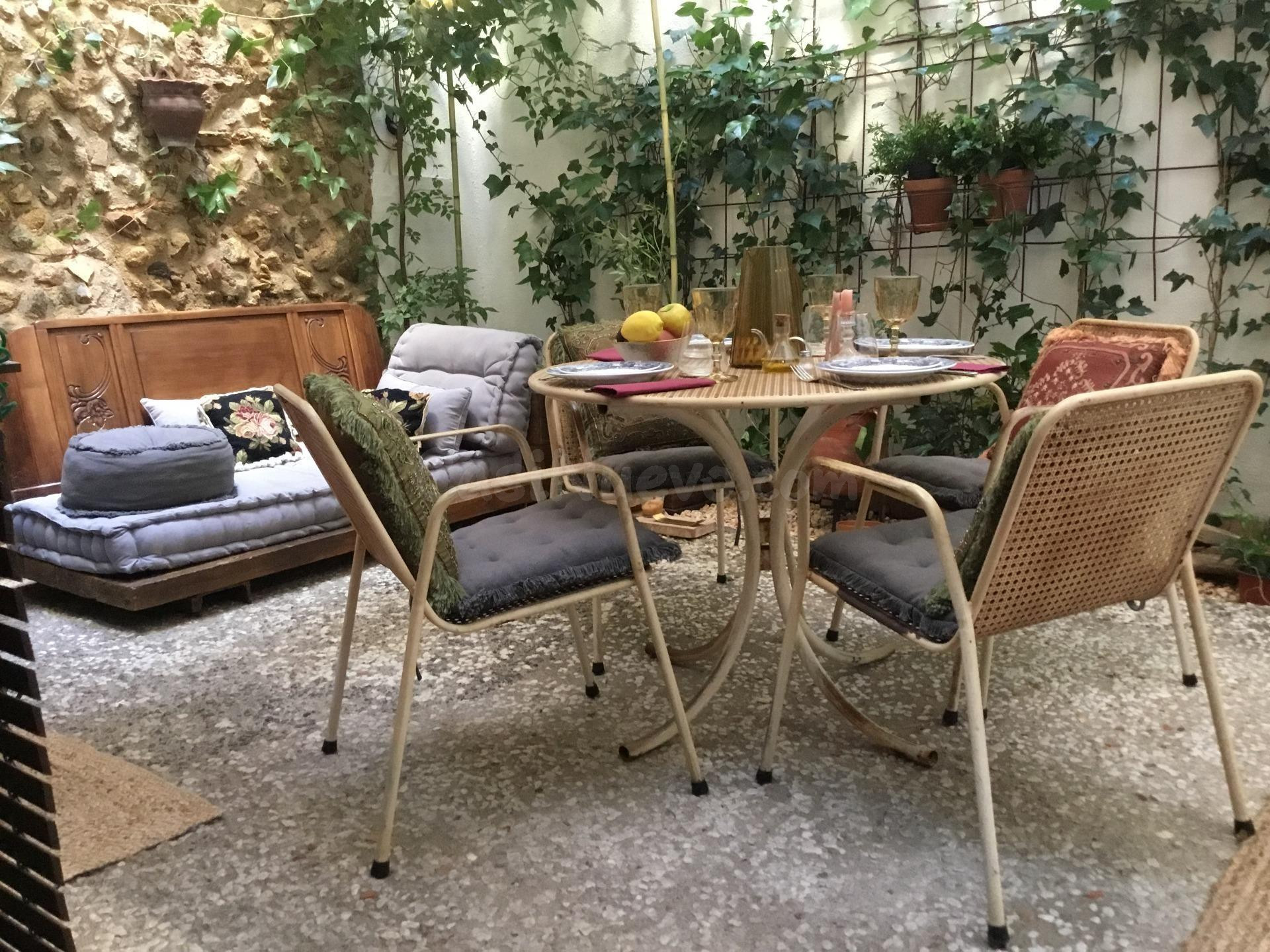 Dúplex con encanto en Palau-saverdera - foto 2