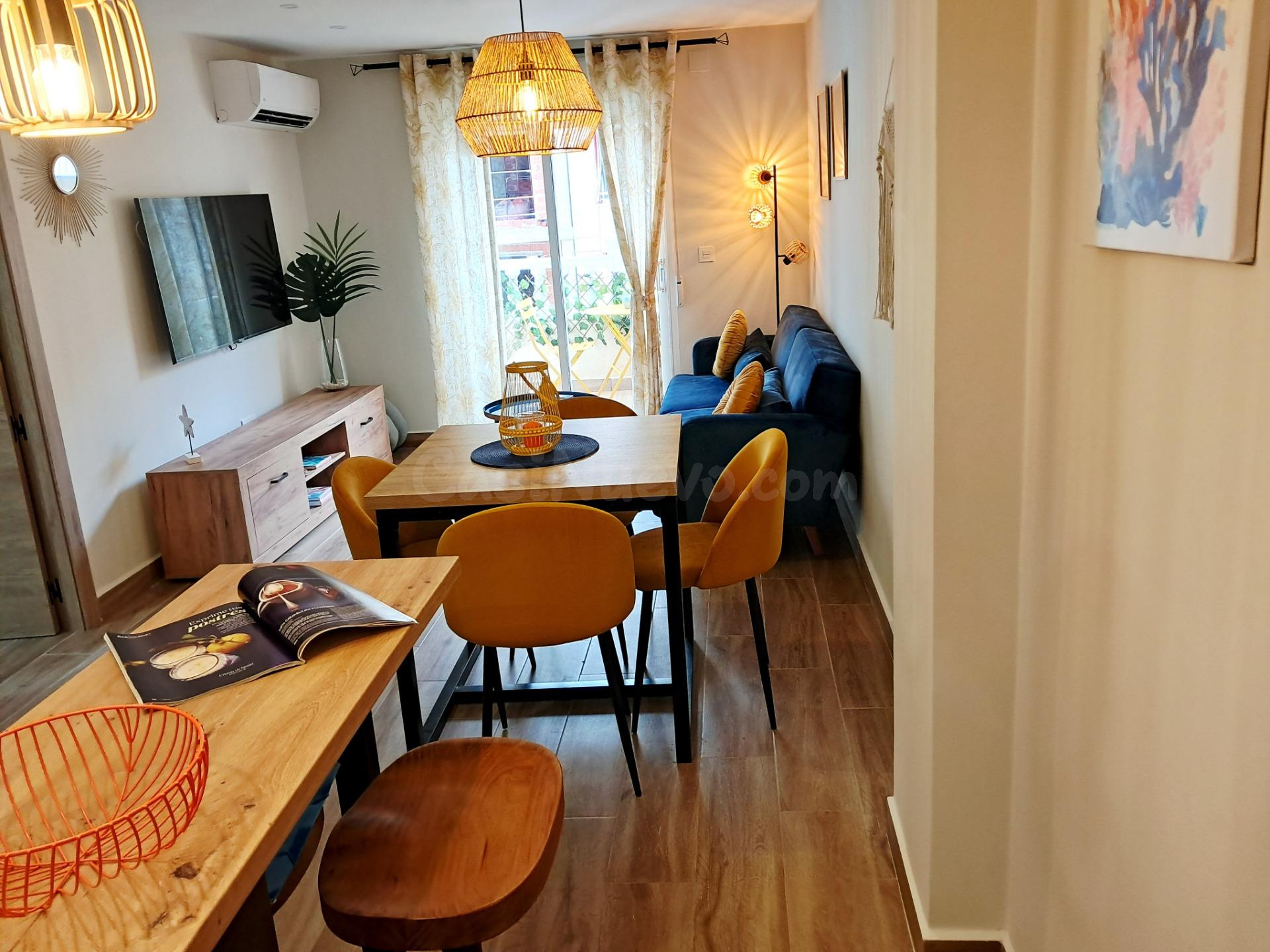 Apartamento reformado en Playa de los Locos, 2 dormitorios T - foto 5