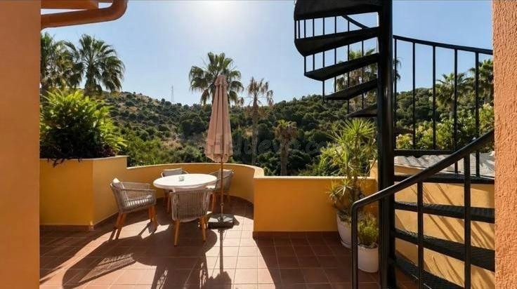 EXCLUSIVO ÁTICO DÚPLEX EN LA RESERVA DE MARBELLA - foto 5