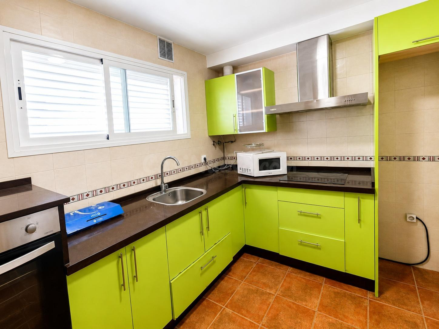 Planta baja con garaje, trastero, terraza y azotea en Ronda  - foto 4