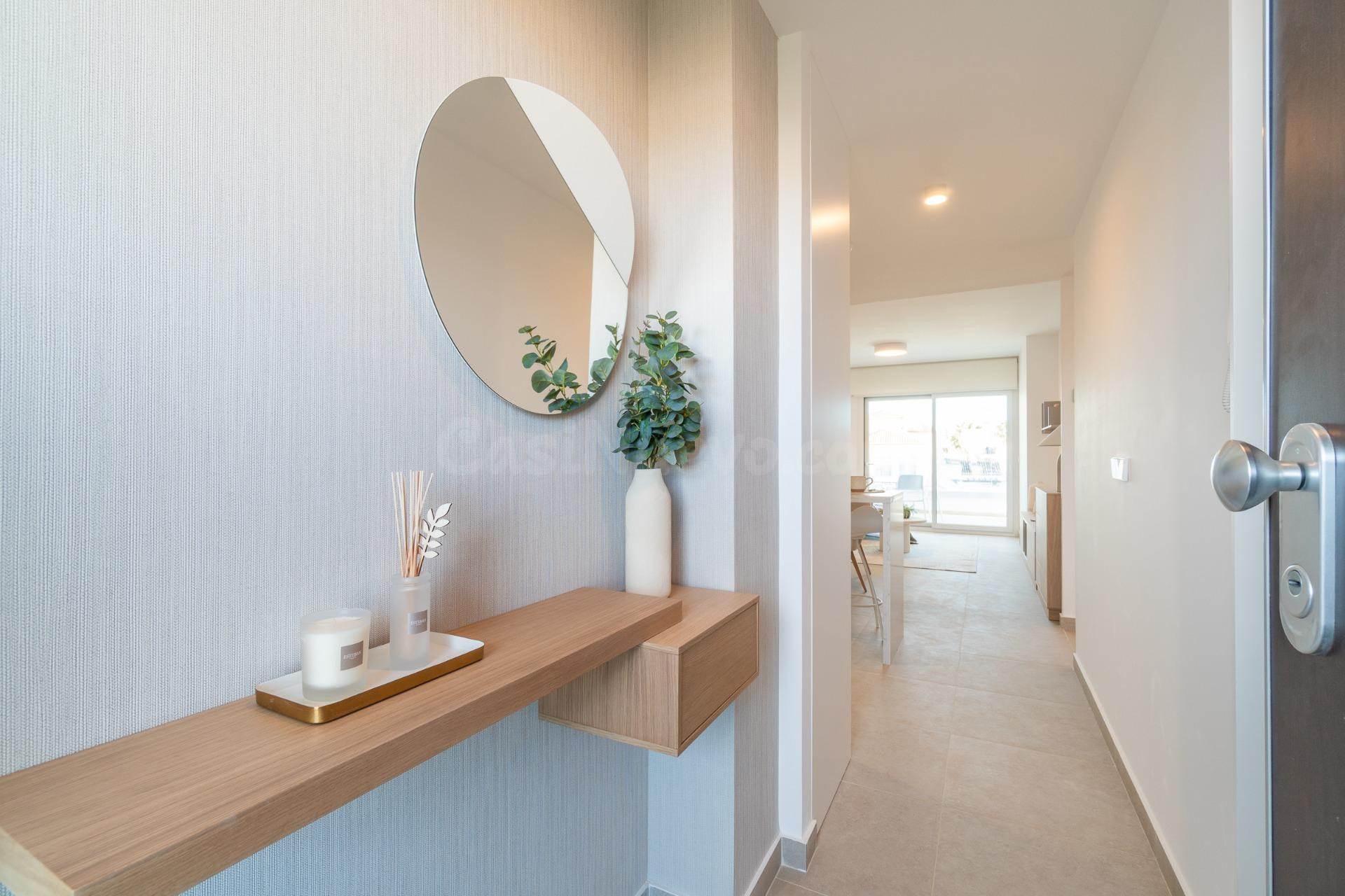APARTAMENTO DE 2 DORMITORIOS Y 2 BAÑOS EN PLAYA FLAMENCA (OR - foto 3