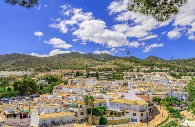 Parcela urbana exclusiva en Benalmádena Pueblo, residencial  - foto 2
