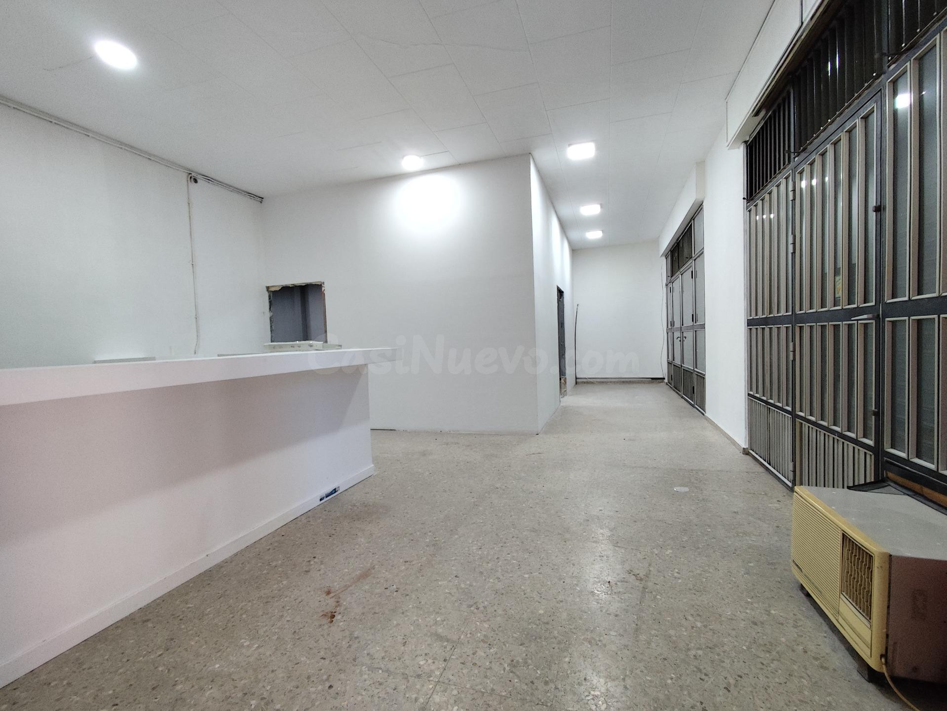 Local comercial 338m² en alquiler - La Petxina - foto 4