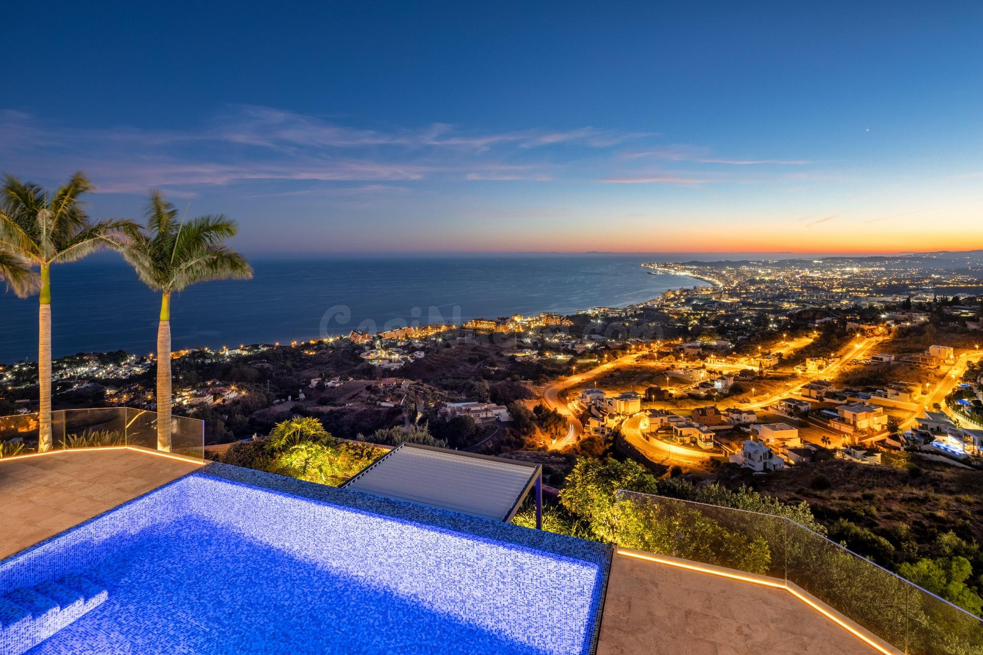 Villa de lujo única con vistas inigualables en el corazón de - foto 2
