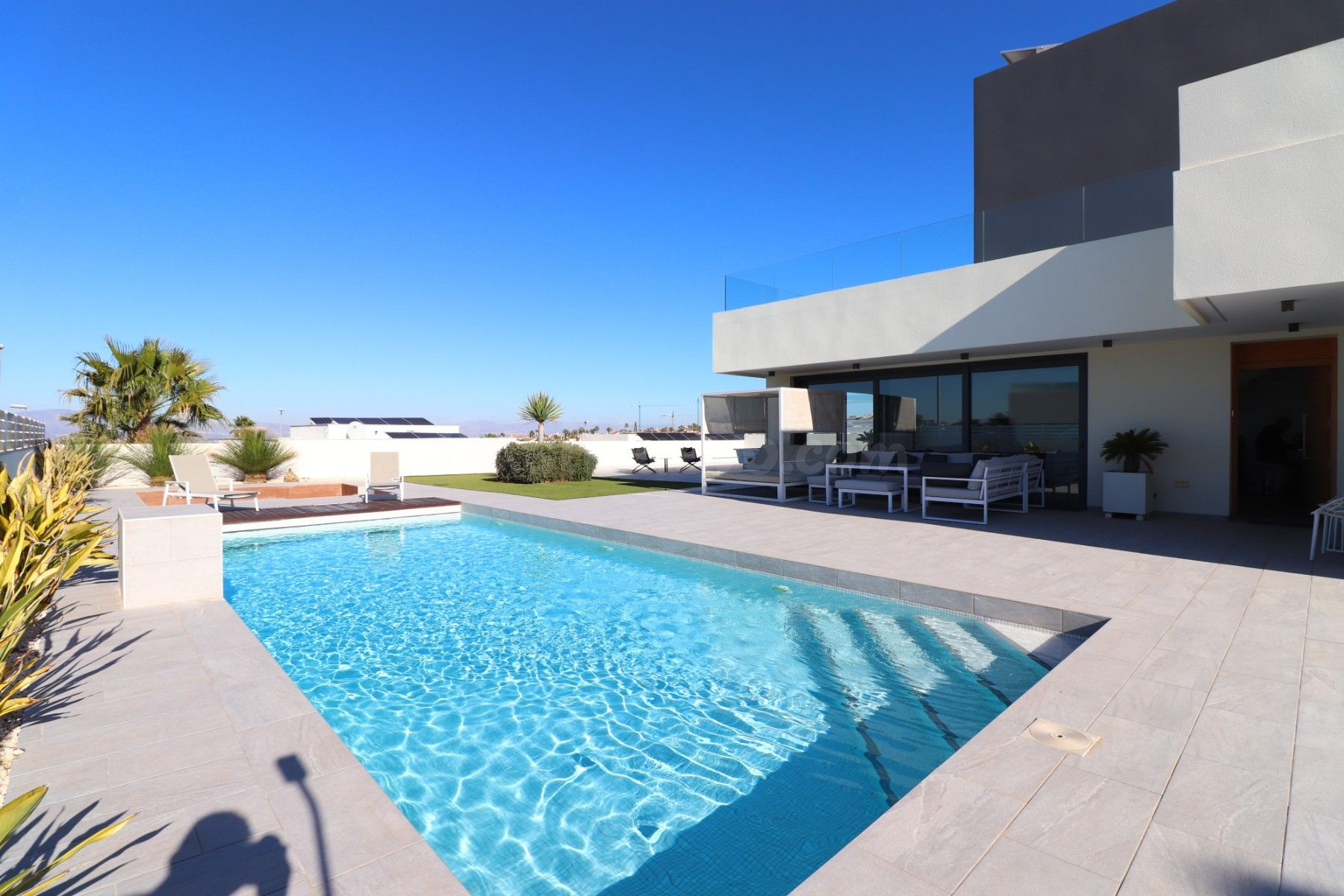 Chalet 3 habitaciones 182m² en venta - Residencial benimar - foto 2