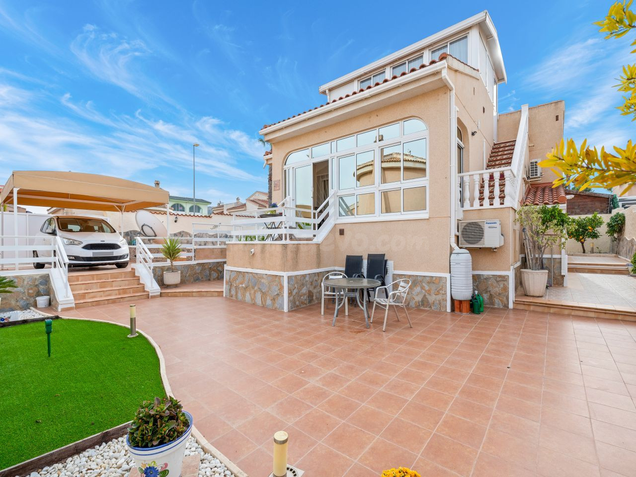 Villa 3 habitaciones 110m² en venta - Ciudad Quesada