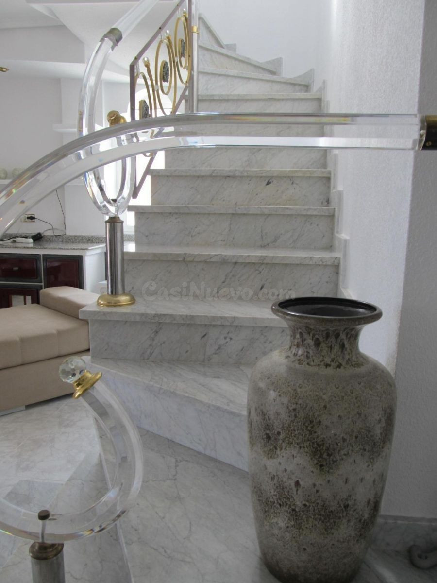 Villa 3 habitaciones 120m² en venta - Parque las naciones - foto 4