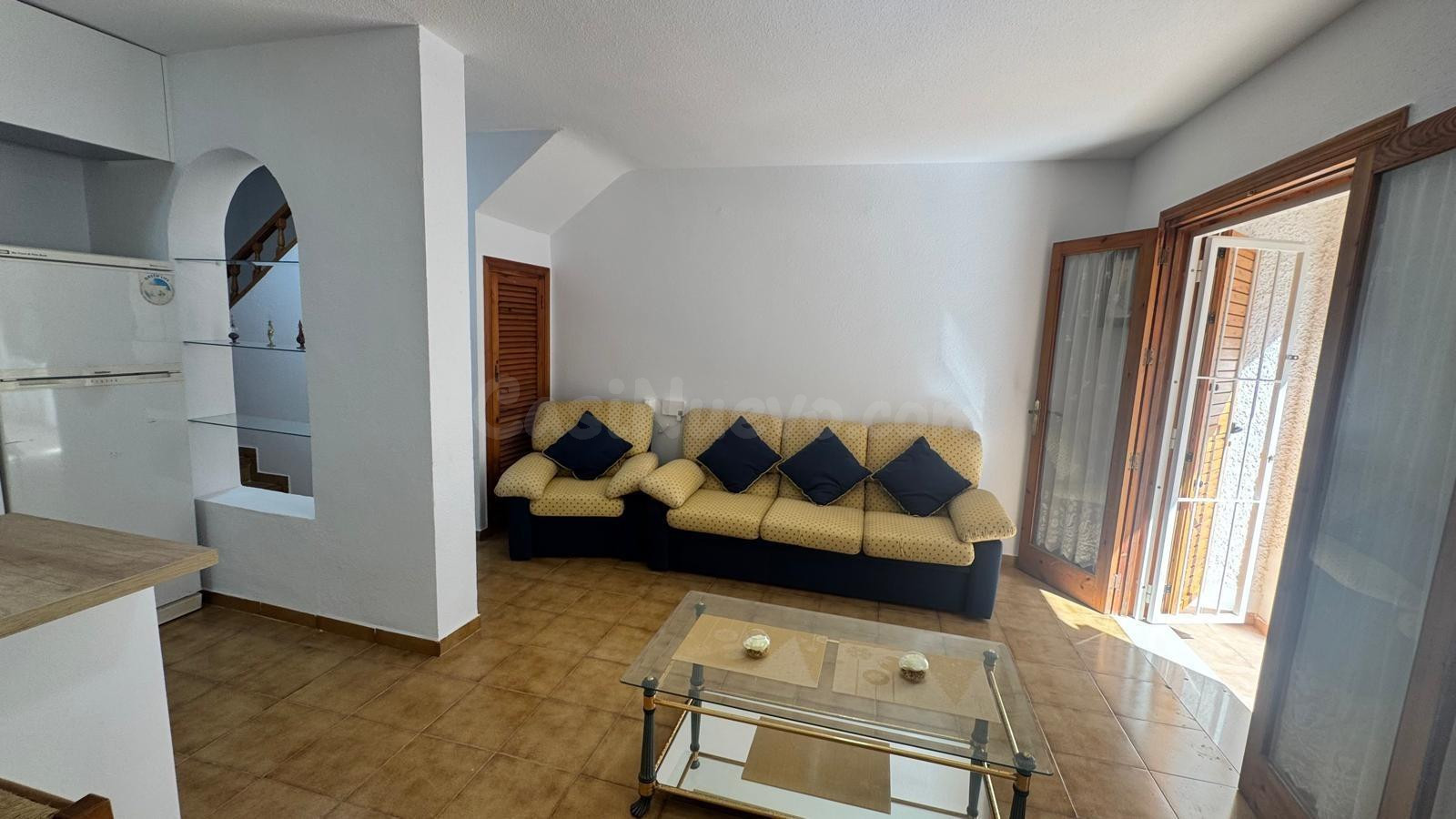 Chalet adosado de 3 dormitorios a tan solo 300 metros del ma - foto 5