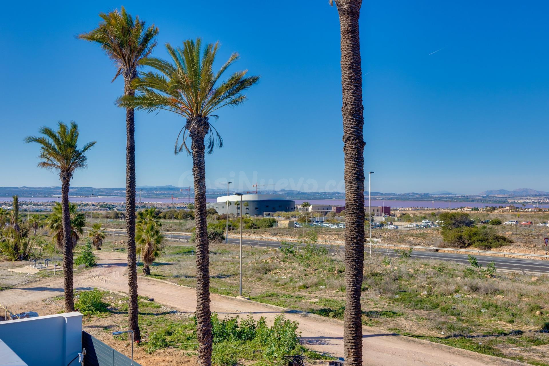 Nueva Promoción de villas en Torrevieja, a 2 km del Mar - foto 3