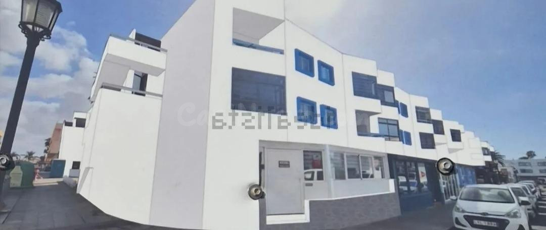 PISO SEGUNDA LINEA DE PLAYA EN CORRALEJO - foto 2