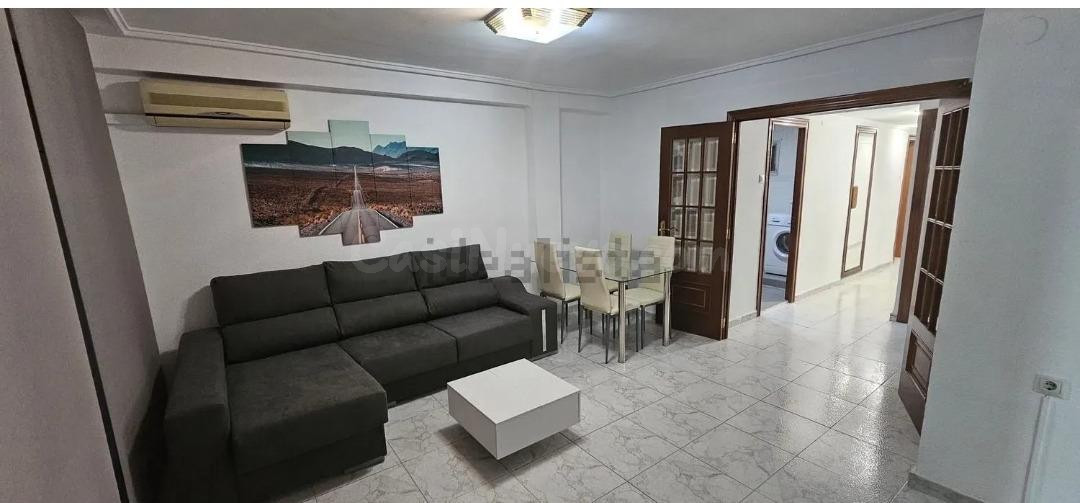 Piso 4 habitaciones 126m² en alquiler - La Petxina - foto 2