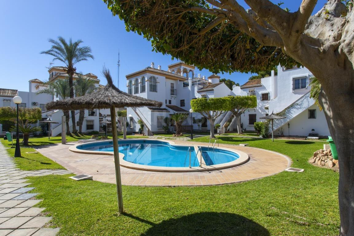 Dúplex exclusivo totalmente renovado con vistas al mar – Pla - foto 4
