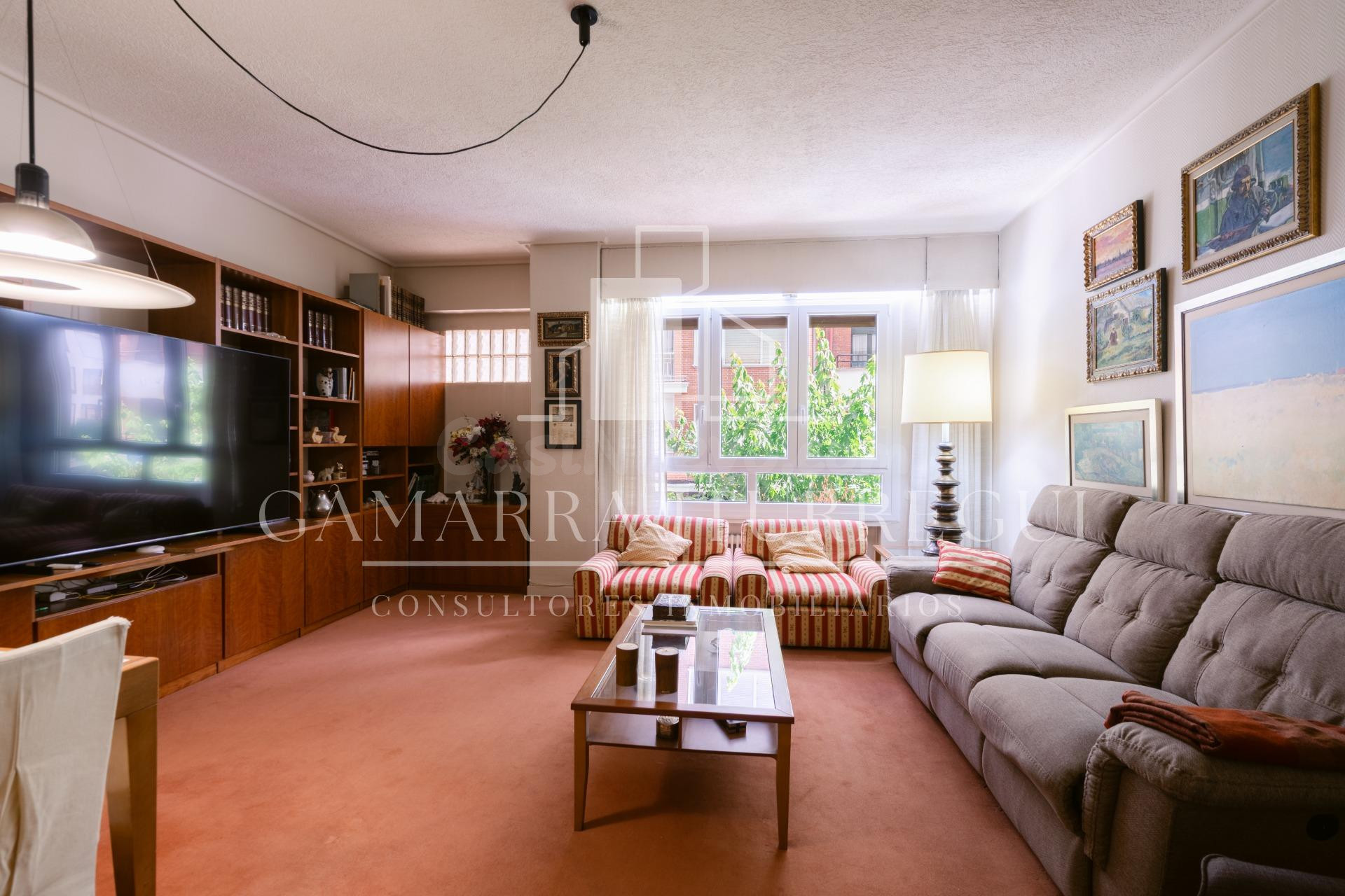 Gamarra Iturregui Consultores Inmobiliarios vende amplia viv - foto 3
