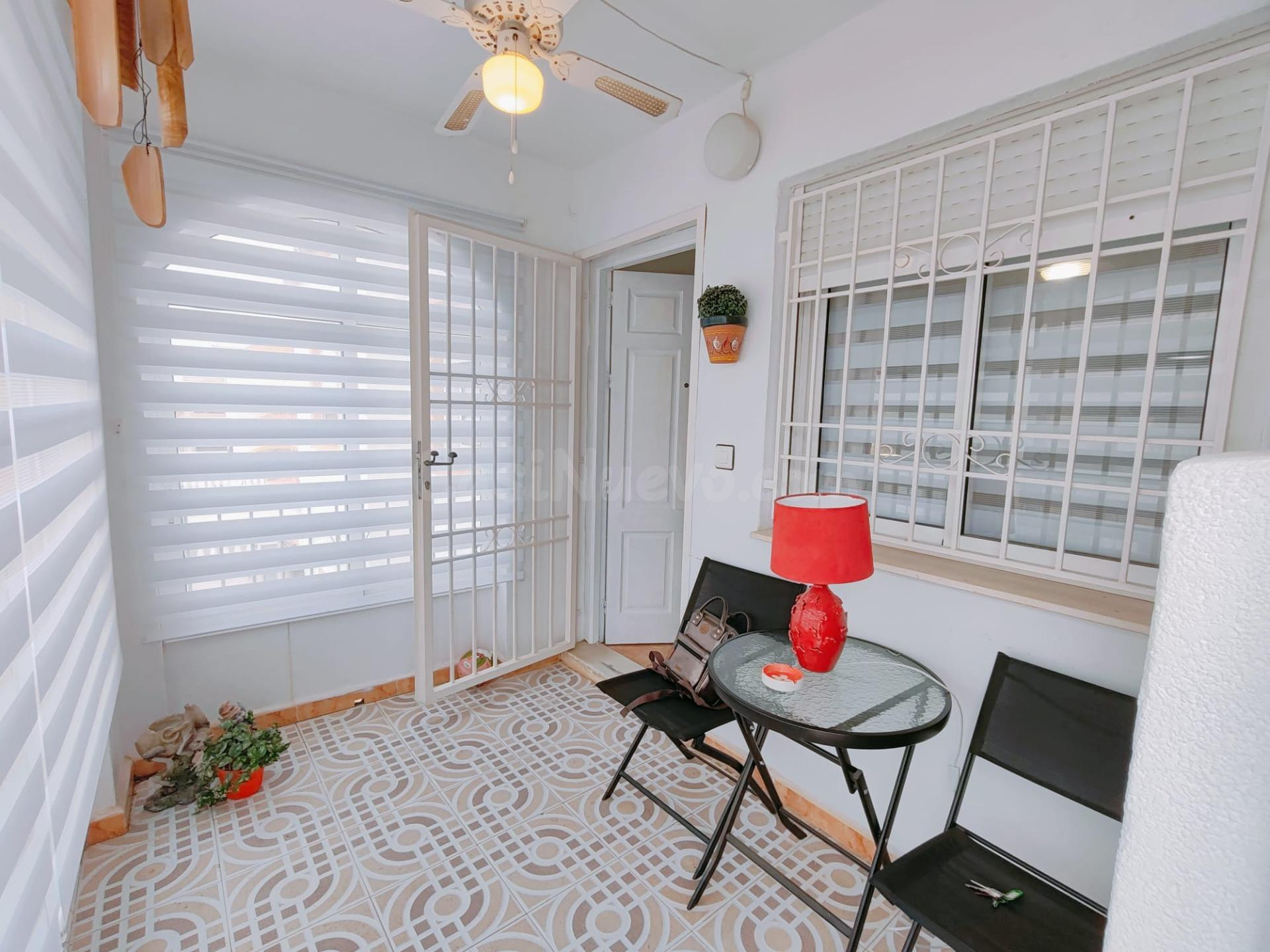 En venta Bungalow Planta Alta con solarium , Piscina comunit - foto 2