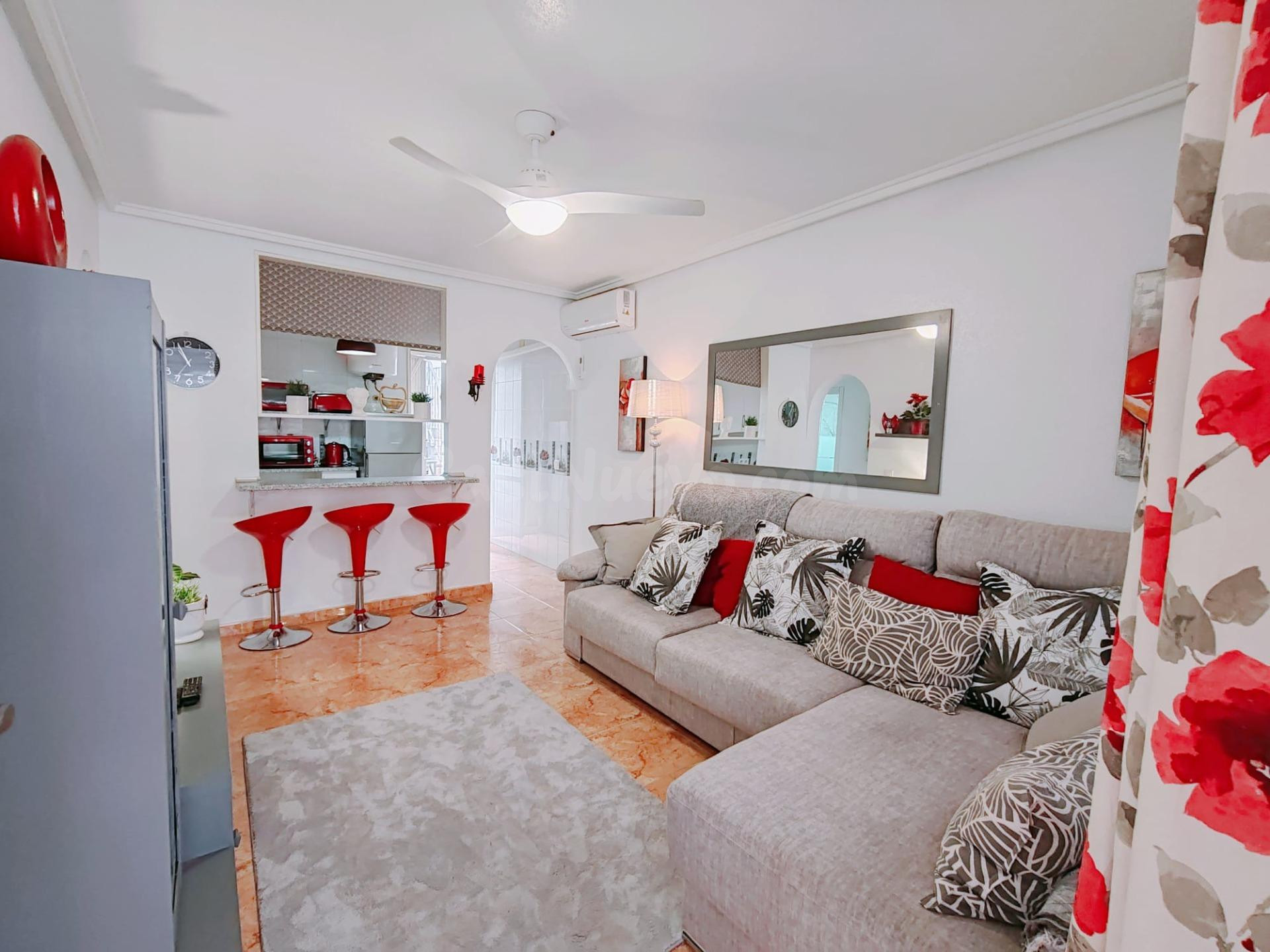 En venta Bungalow Planta Alta con solarium , Piscina comunit - foto 3