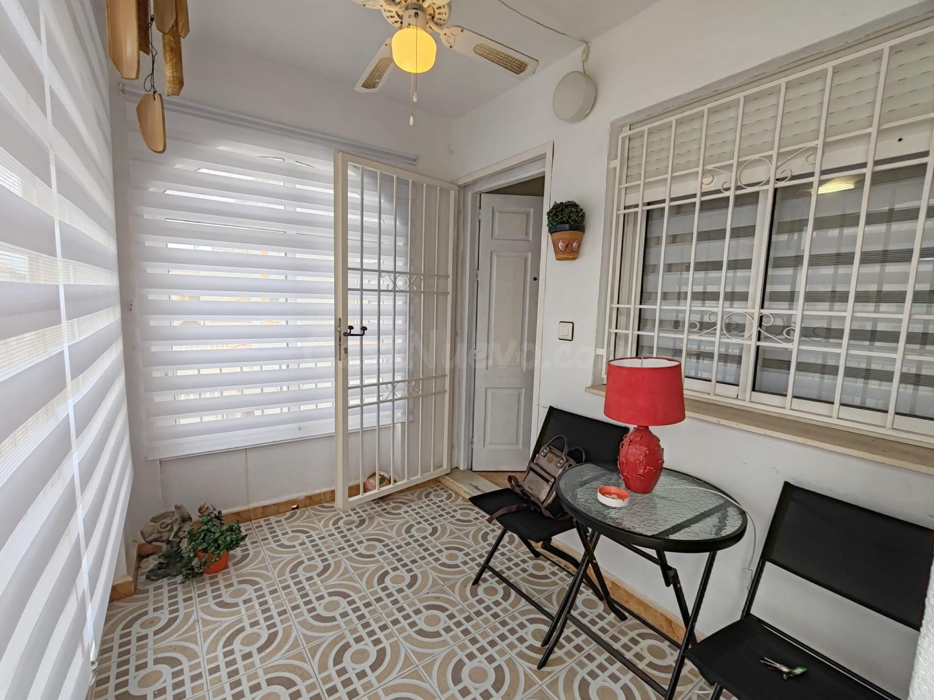 En venta Bungalow Planta Alta con solarium , Piscina comunit - foto 4