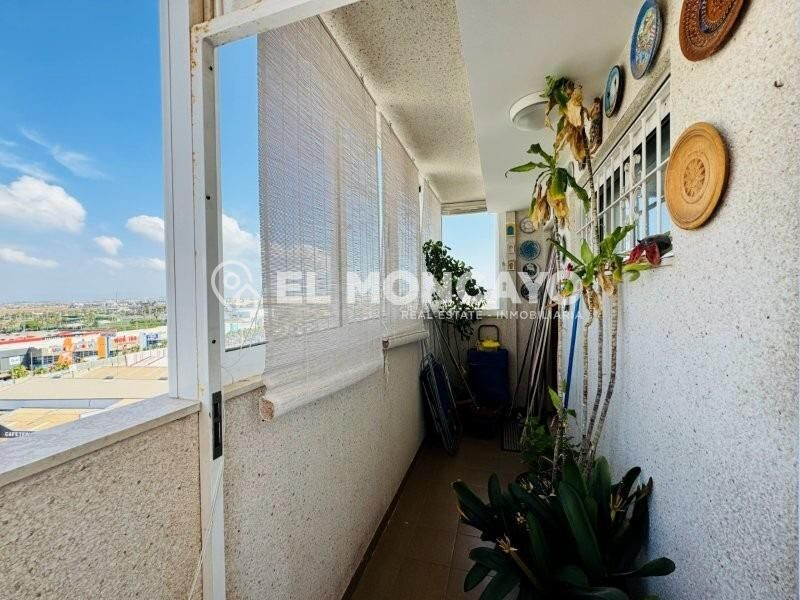 Fantástico apartamento con vistas panorámicas cerca de las p - foto 2