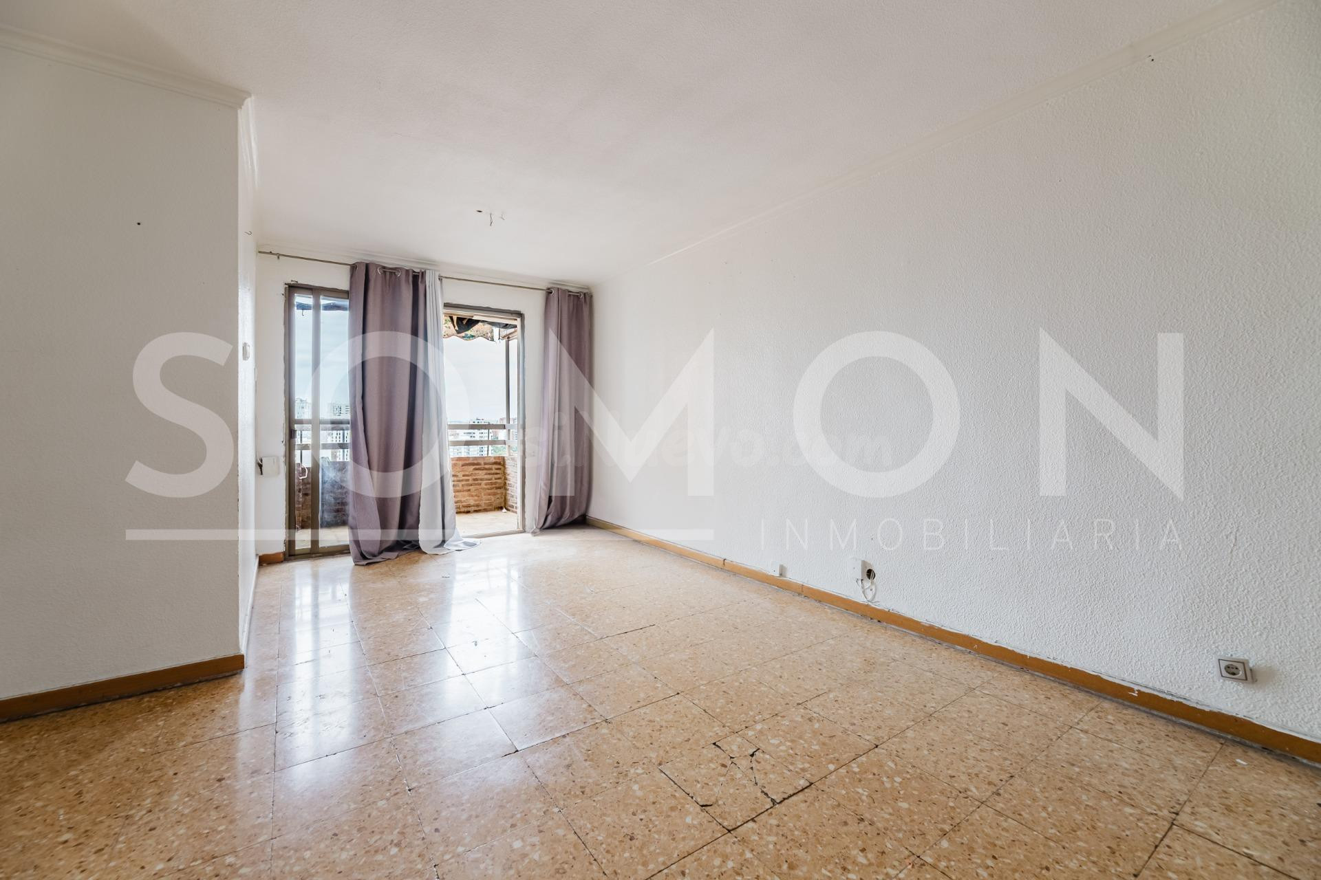 Piso en venta en Quatre Carreres, Valencia, con balcón y vis - foto 5
