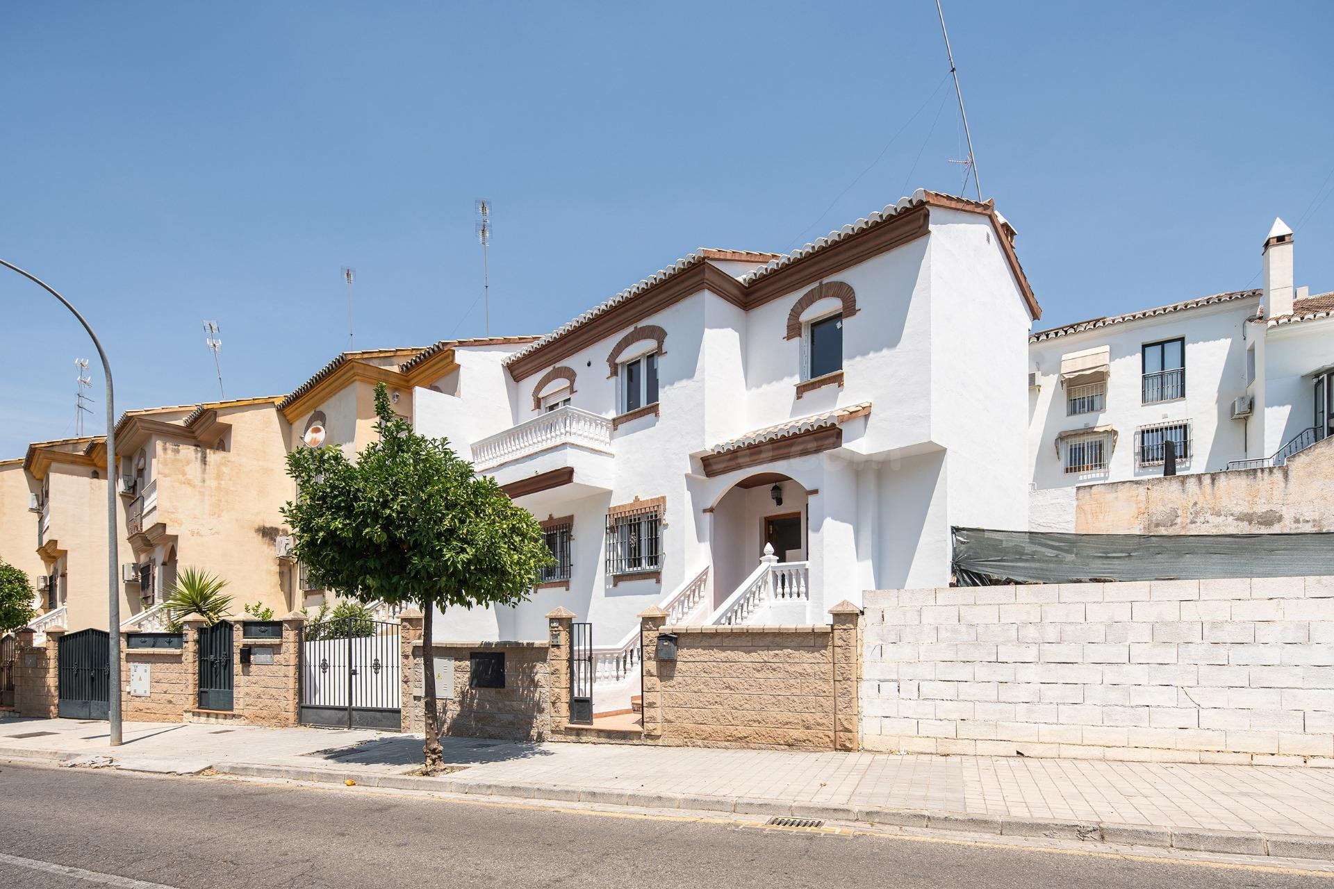 Casa pareada en venta Av Doña Juana,  Huétor Vega