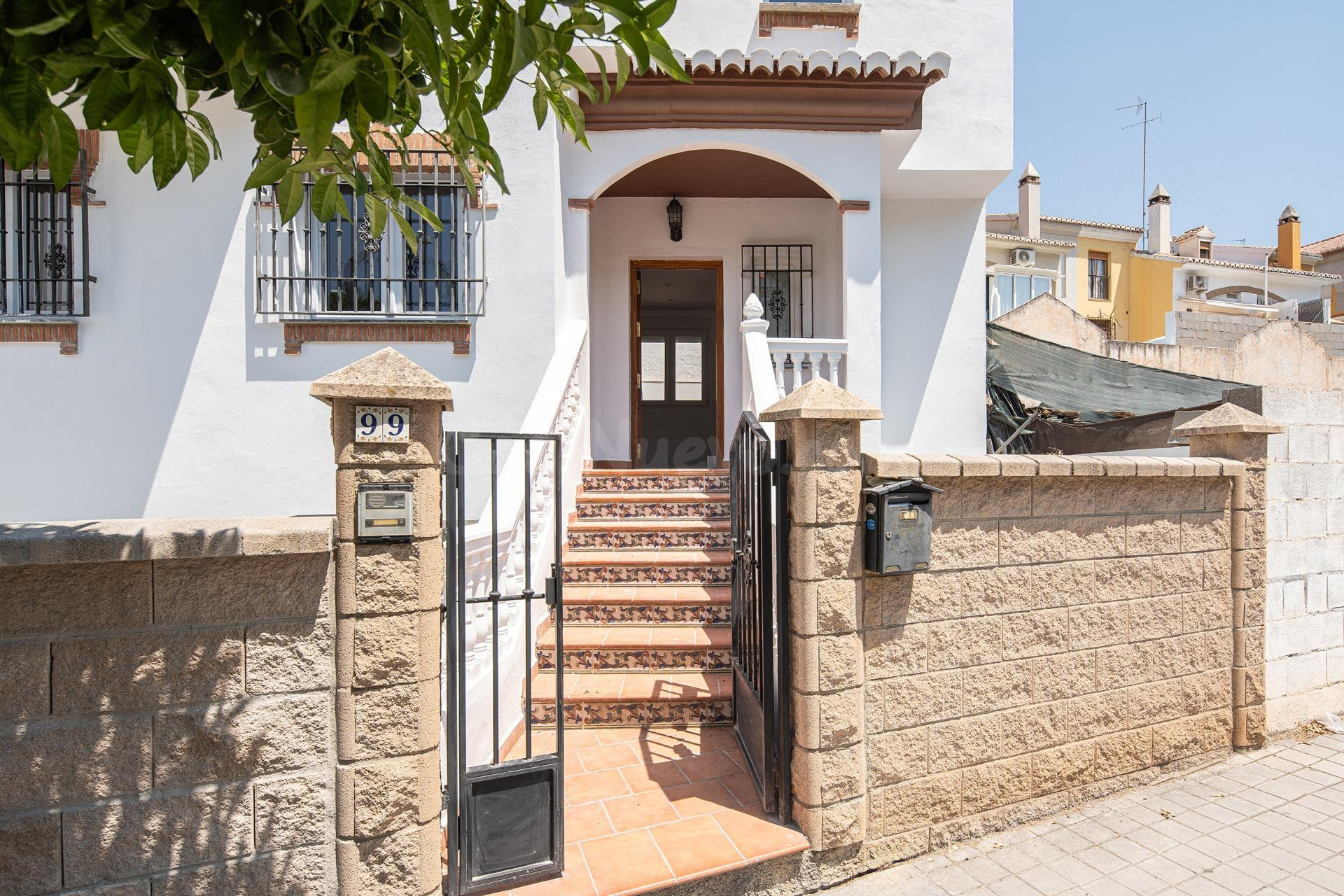 Casa pareada en venta Av Doña Juana, Huétor Vega - foto 3