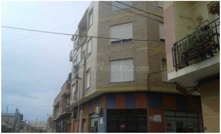 Se vende Piso OKUPADO en Sagasta 9 Cartagena, (Murcia). - foto 2